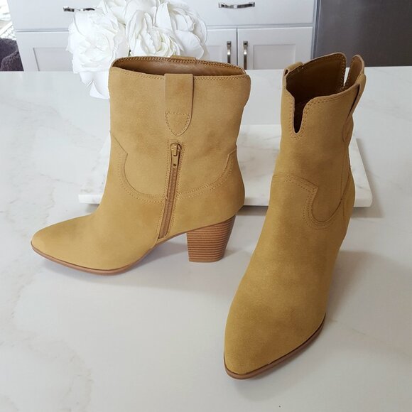 NEW! BOHO WESTERN Ankle BOOT BOOTIE By MIA - Picture 1 of 6